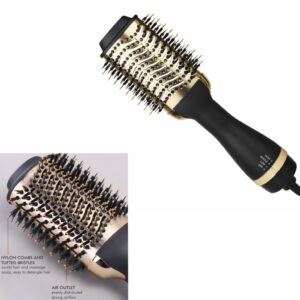 hair dyrer blow brush with details of bristles